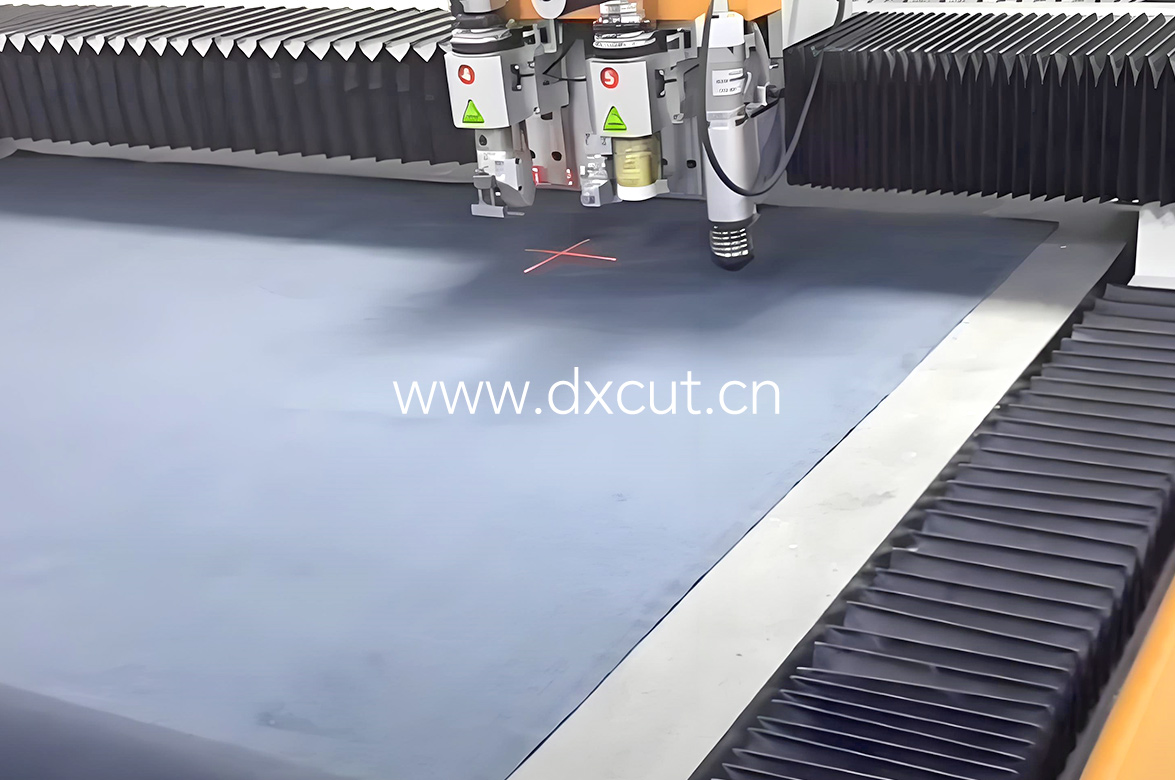 振动刀切割机的优点及使用注意事项