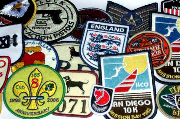 绣花臂章切割图片