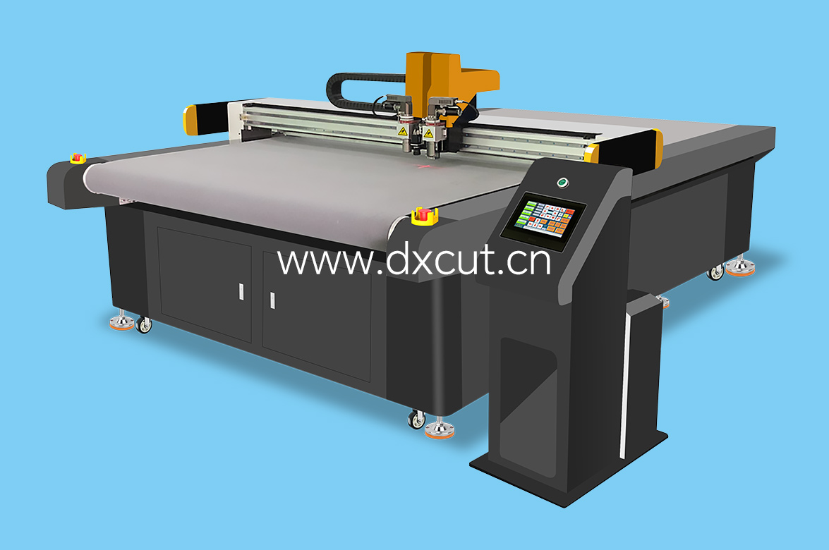 振动刀自动裁剪机的主要优势包括哪些？